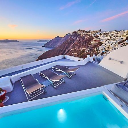 Trieris Villa & Suites Fira  Bagian luar foto