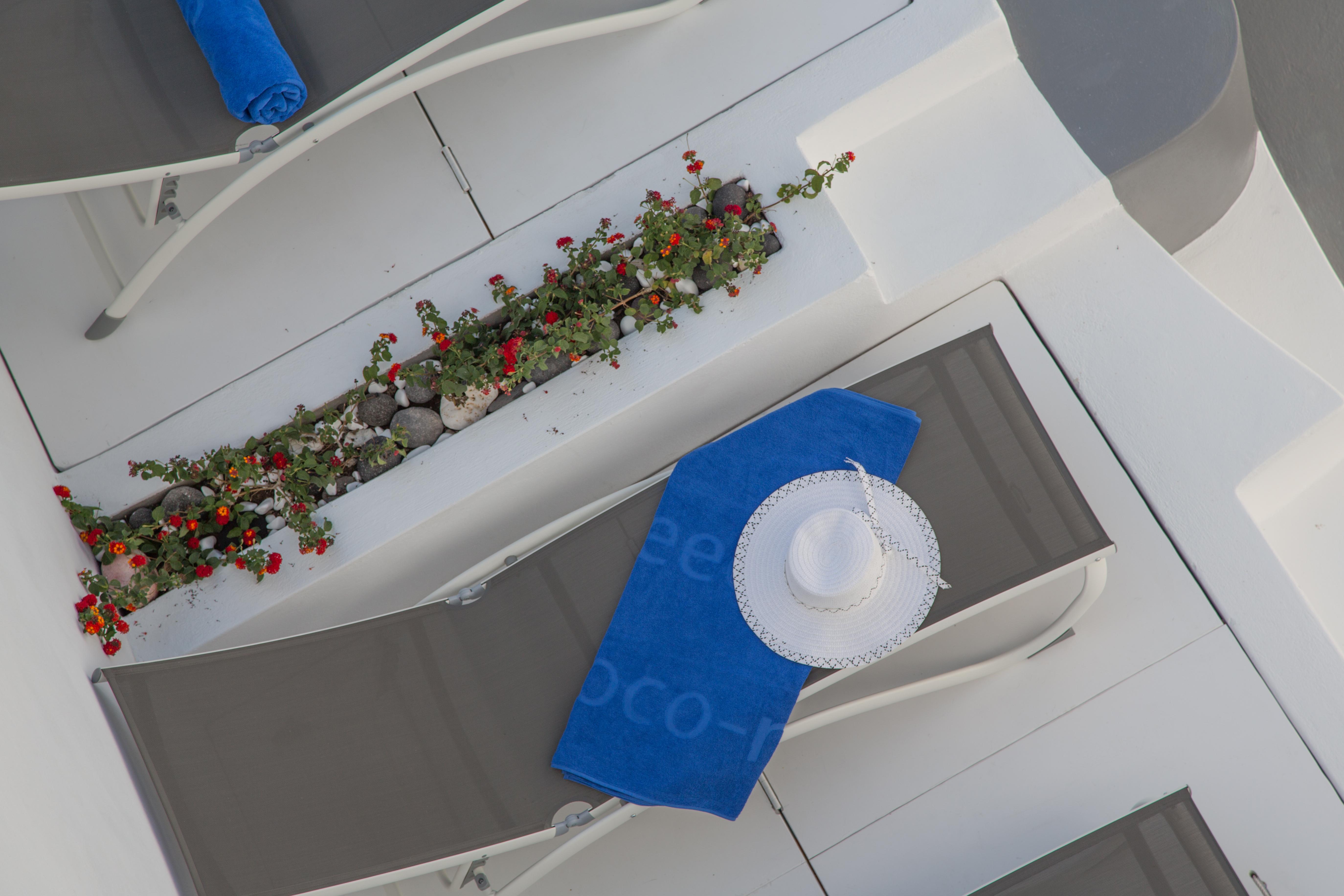 Trieris Villa & Suites Fira  Bagian luar foto