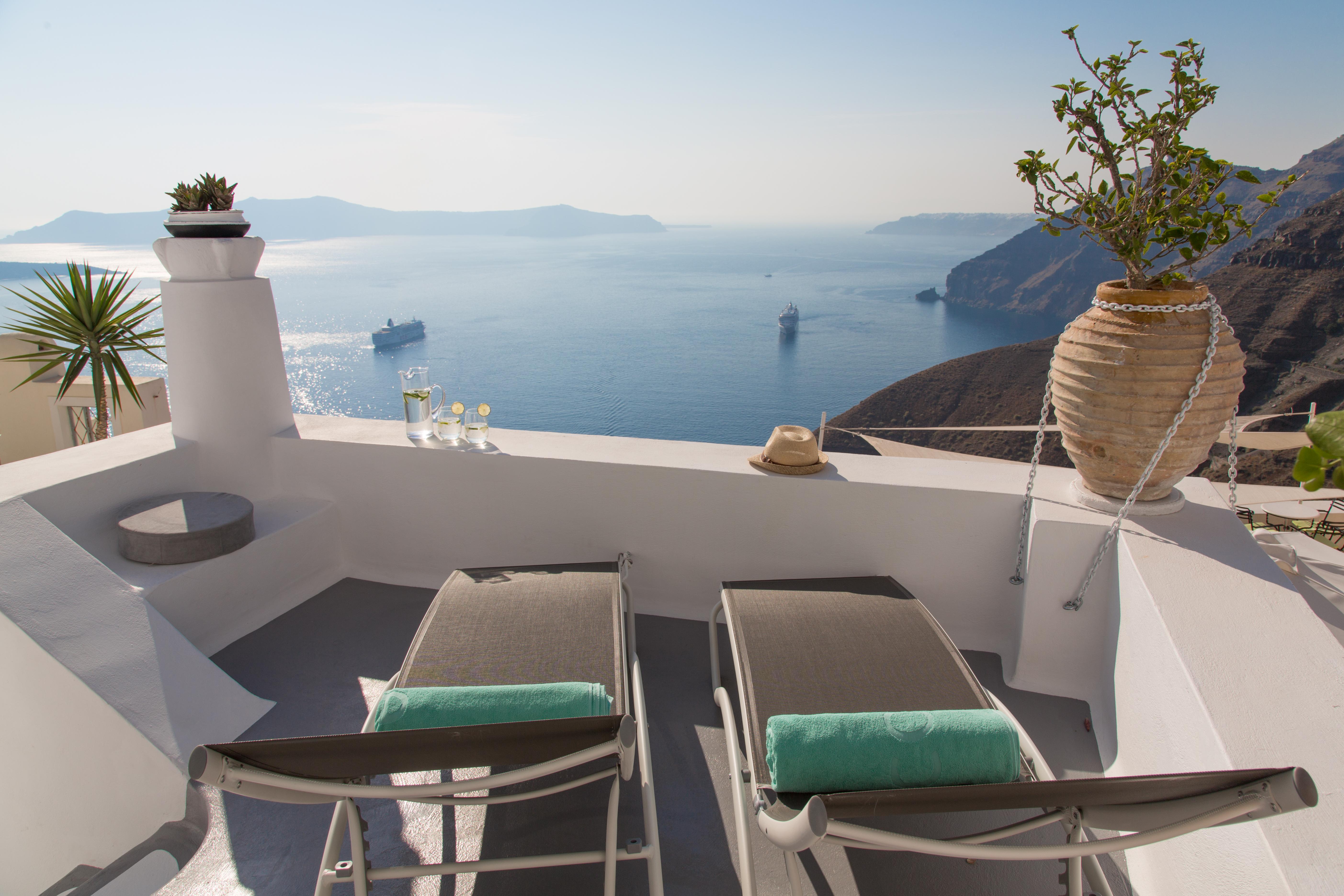 Trieris Villa & Suites Fira  Bagian luar foto