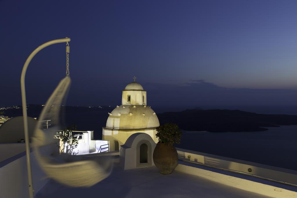 Trieris Villa & Suites Fira  Ruang foto
