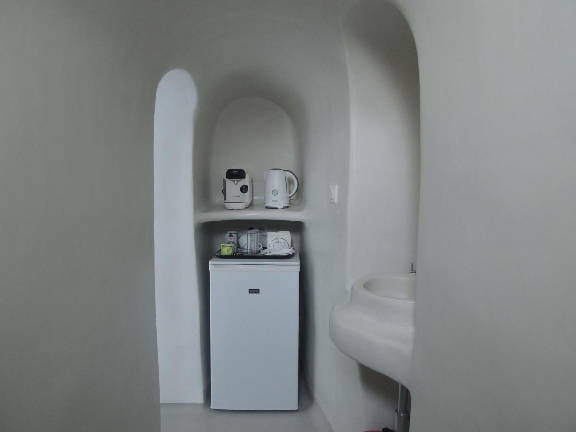 Trieris Villa & Suites Fira  Bagian luar foto